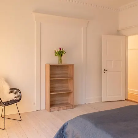 Bright And Spacious In Downtown Appartement *